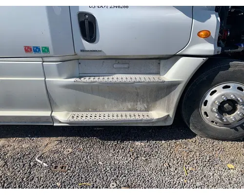 Side Fairing Freightliner Cascadia 125 Holst Truck Parts