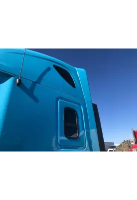 Freightliner Cascadia 125 Side Fairing