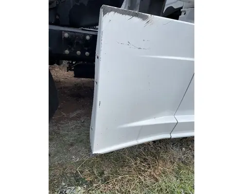 Freightliner Cascadia 125 Side Fairing