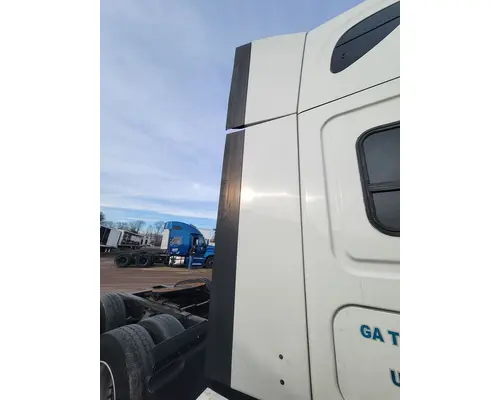 Sleeper Fairing FREIGHTLINER CASCADIA 125 Camerota Truck Parts