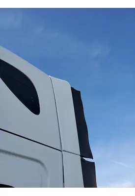 Freightliner Cascadia 125 Sleeper Fairing