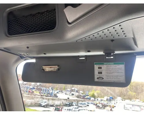 Freightliner Cascadia 125 Sun Visor (External)