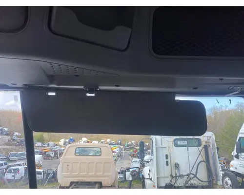 Freightliner Cascadia 125 Sun Visor (External)