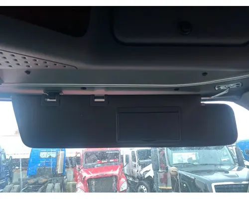 Freightliner Cascadia 125 Sun Visor (External)