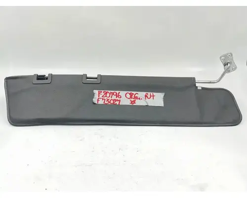 Freightliner Cascadia 125 Sun Visor (External)