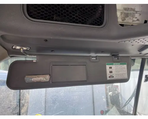 Freightliner Cascadia 125 Sun Visor (External)