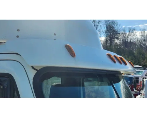 Freightliner Cascadia 125 Sun Visor (External)