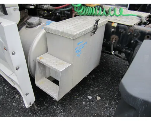 Tool Box FREIGHTLINER CASCADIA 125 LKQ Heavy Truck Maryland