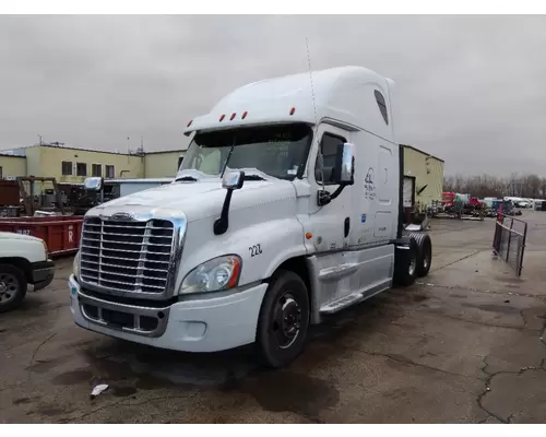 Complete Vehicle FREIGHTLINER CASCADIA 125 LKQ Heavy Truck - Goodys