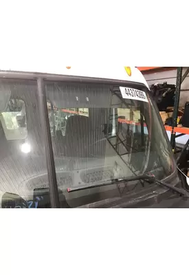 Freightliner Cascadia 125 Windshield Glass