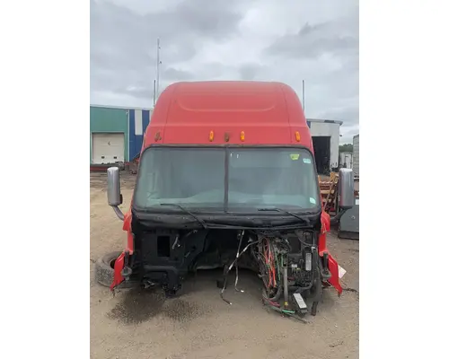 Cab FREIGHTLINER CASCADIA 125BBC Truck Salvage International Inc