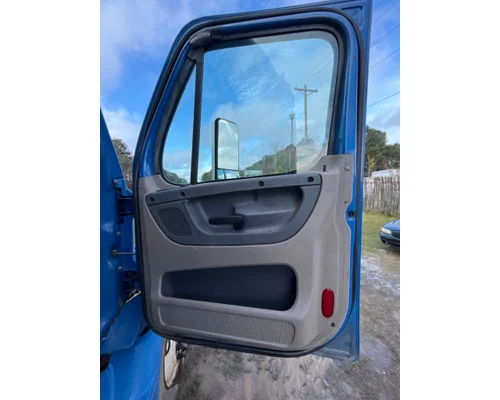 Door Assembly, Front FREIGHTLINER CASCADIA 125BBC B &amp; W  Truck Center