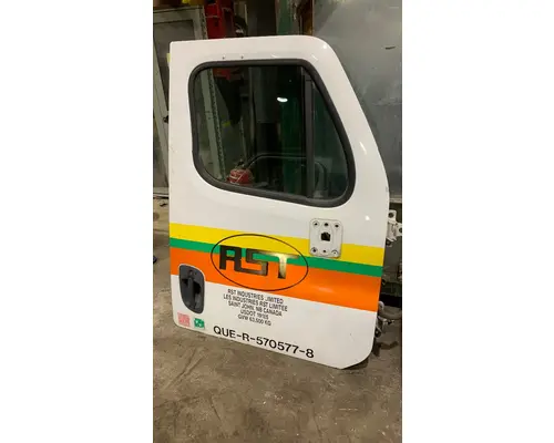 Door Assembly, Front FREIGHTLINER CASCADIA 125BBC Truck Salvage International Inc