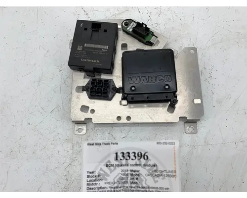  FREIGHTLINER CASCADIA 125BBC West Side Truck Parts