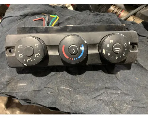 ECM (HVAC) FREIGHTLINER CASCADIA 125BBC Truck Salvage International Inc