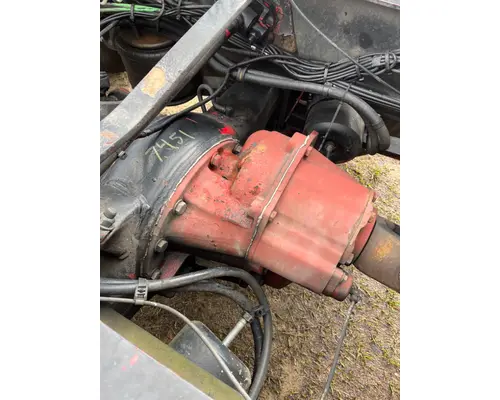 Rears (Front) FREIGHTLINER CASCADIA 125BBC B &amp; W  Truck Center