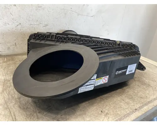 Air Cleaner FREIGHTLINER Cascadia 126 Frontier Truck Parts