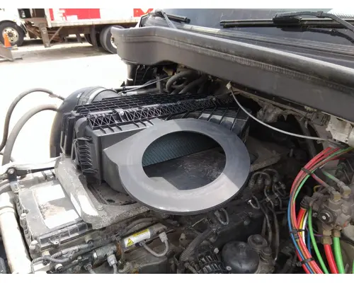 Air Cleaner FREIGHTLINER CASCADIA 126 LKQ Thompson Motors - Wykoff