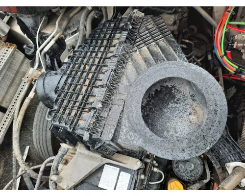 Air Cleaner FREIGHTLINER CASCADIA 126 LKQ Heavy Truck Maryland