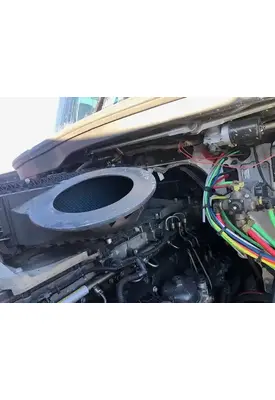 Freightliner Cascadia 126 Air Cleaner