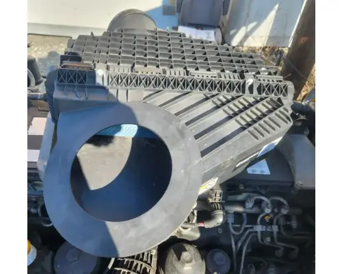 Air Cleaner Freightliner Cascadia 126 Complete Recycling Group LLC