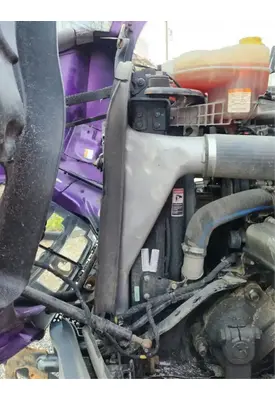 Freightliner Cascadia 126 Air Conditioner Condenser