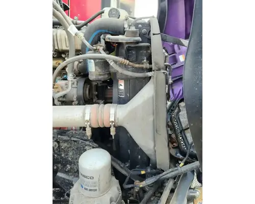 Freightliner Cascadia 126 Air Conditioner Condenser