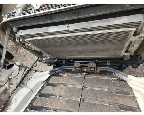 Freightliner Cascadia 126 Air Conditioner Condenser