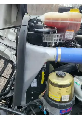 Freightliner Cascadia 126 Air Conditioner Condenser