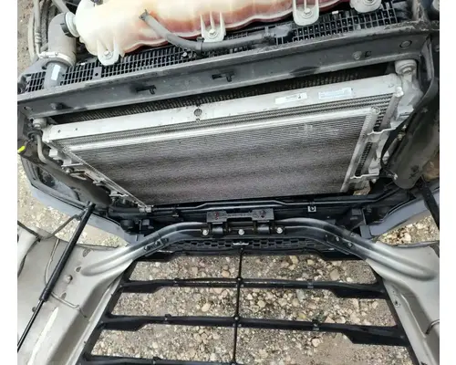 Freightliner Cascadia 126 Air Conditioner Condenser