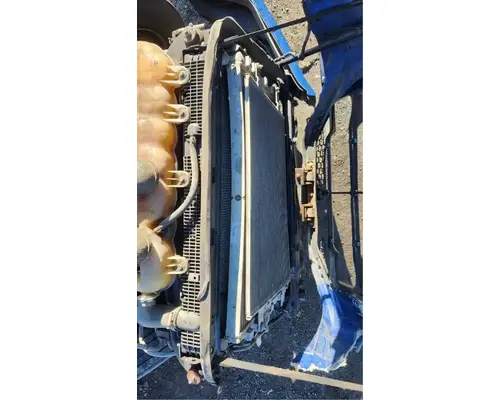 Freightliner Cascadia 126 Air Conditioner Condenser