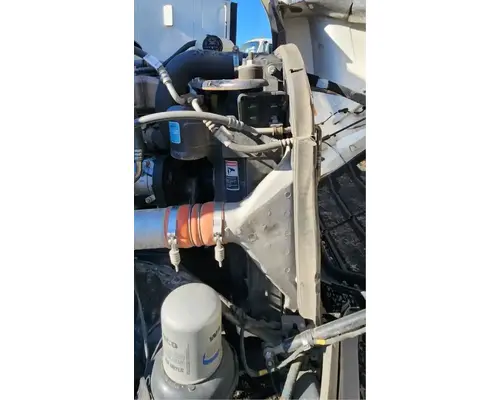 Freightliner Cascadia 126 Air Conditioner Condenser