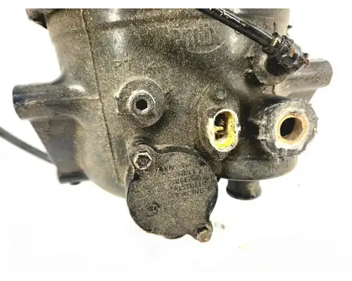 Freightliner Cascadia 126 Air Drier