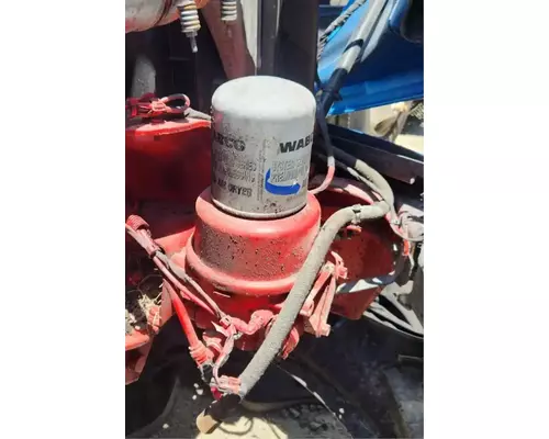 Freightliner Cascadia 126 Air Drier