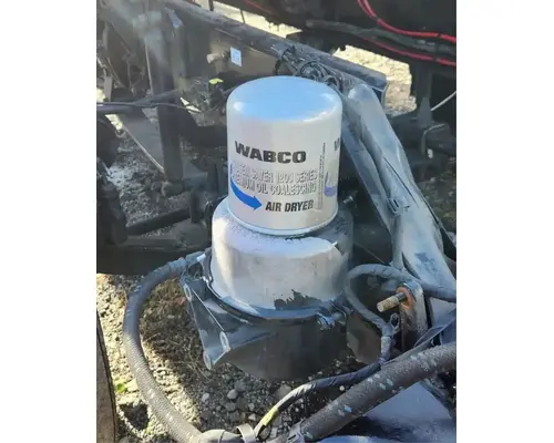 Air Dryer Freightliner Cascadia 126 Complete Recycling Group LLC