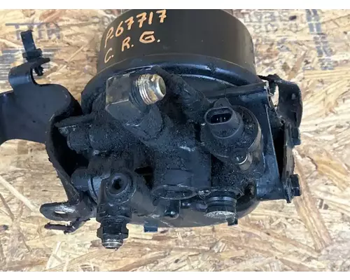 Freightliner Cascadia 126 Air Drier