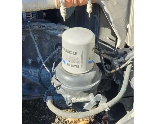 Air Dryer Freightliner Cascadia 126 Complete Recycling Group LLC