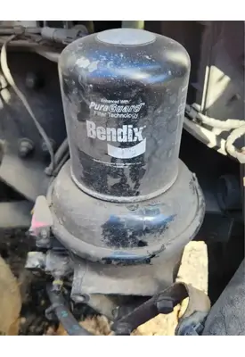 Freightliner Cascadia 126 Air Drier