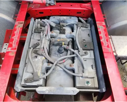 Freightliner Cascadia 126 Battery Box