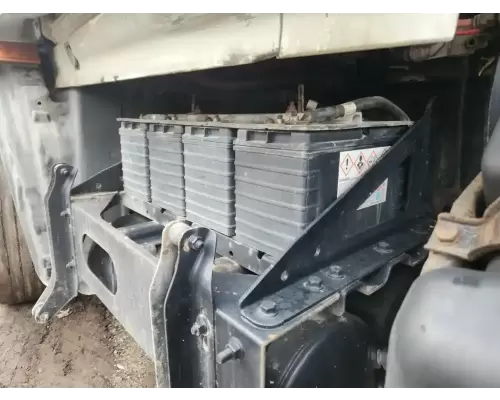 Freightliner Cascadia 126 Battery Box