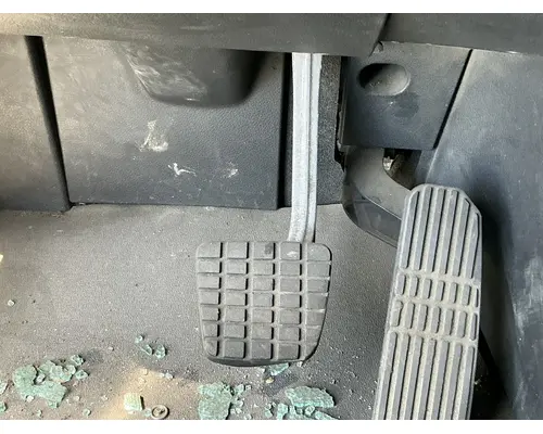 Brake / Clutch Pedal Box FREIGHTLINER Cascadia 126 Geco - Fresno