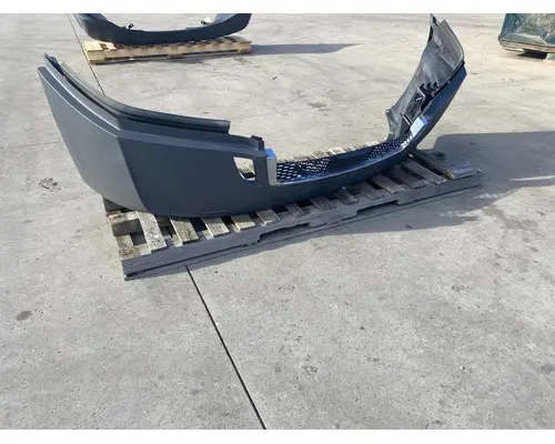 Bumper Assembly, Front FREIGHTLINER Cascadia 126 Frontier Truck Parts