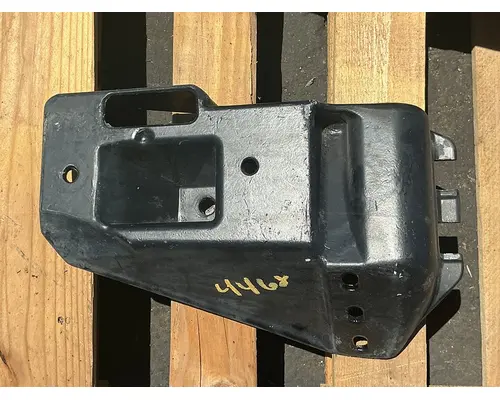 Bumper Bracket, Front FREIGHTLINER Cascadia 126 Geco - Fresno