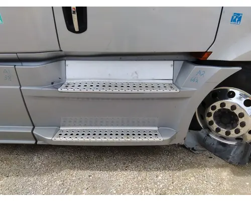 Side Fairing FREIGHTLINER CASCADIA 126 LKQ Thompson Motors - Wykoff