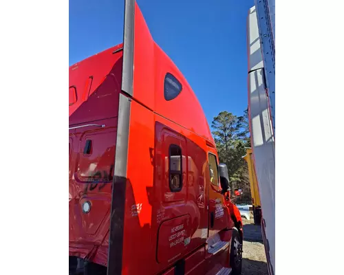 Cab FREIGHTLINER CASCADIA 126 LKQ Evans Heavy Truck Parts