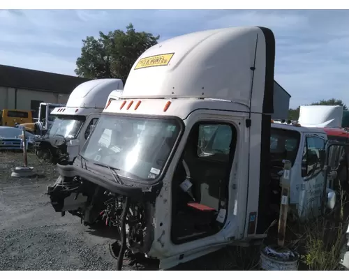 Cab FREIGHTLINER CASCADIA 126 LKQ Heavy Truck Maryland