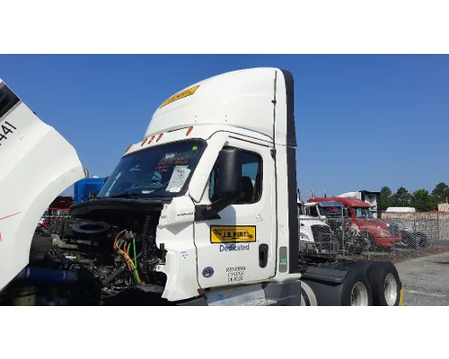 Cab FREIGHTLINER CASCADIA 126 LKQ Heavy Truck Maryland