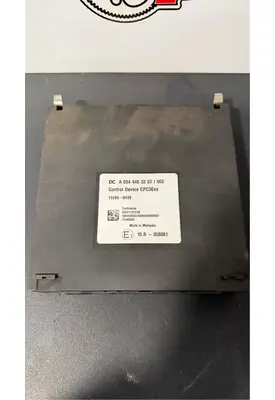 Freightliner Cascadia 126 Dash / Console Switch