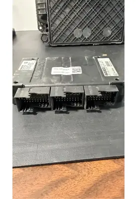 Freightliner Cascadia 126 Dash / Console Switch