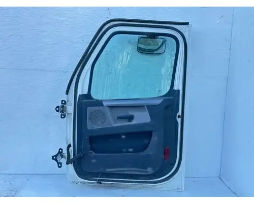 Freightliner Cascadia 126 Door Assembly, Front